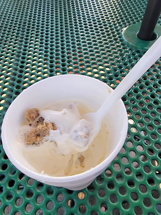 Scoop's Soft Serve LLC Picture 2