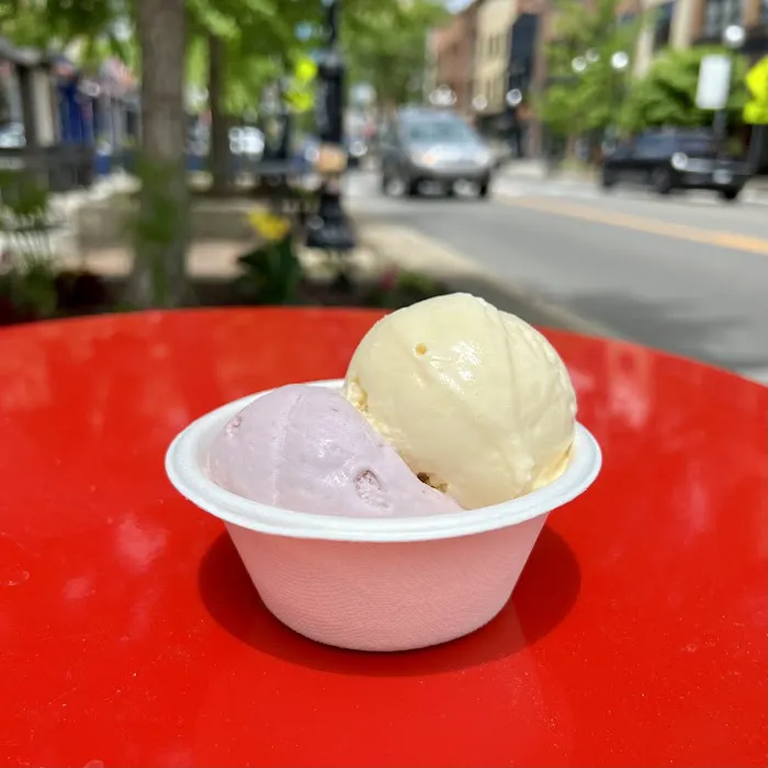 Milk & Froth Ice Cream Picture 5