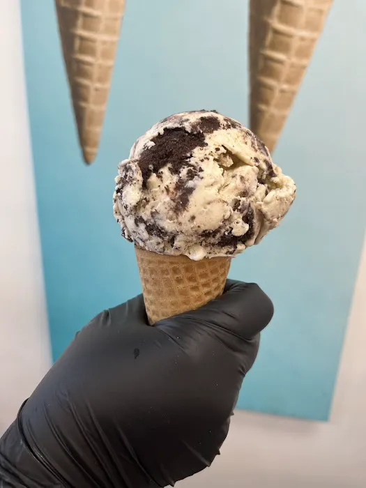 Candy Coated Creamery Picture 3