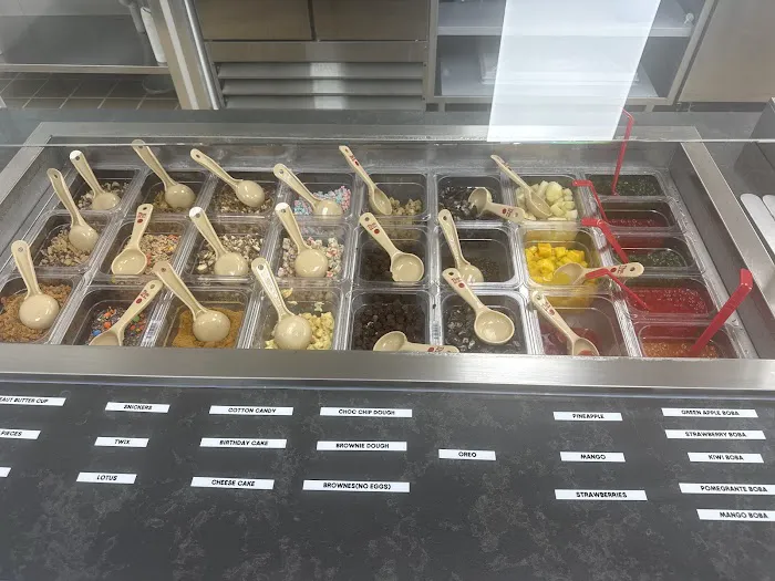 DANGS ICE CREAM Picture 3