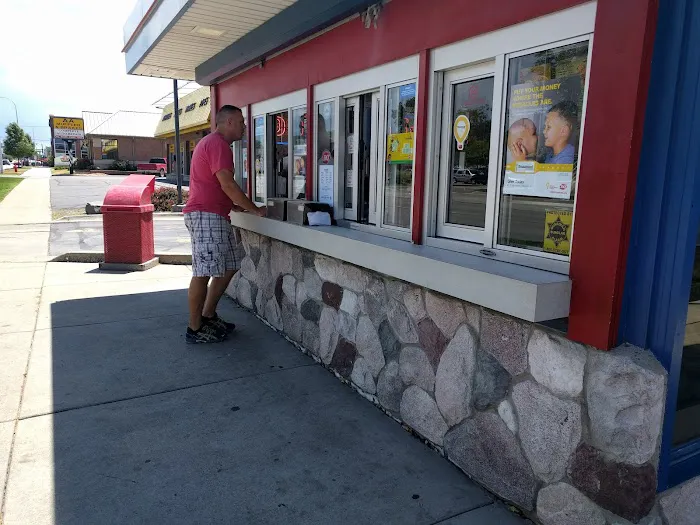 Dairy Queen Store Picture 10