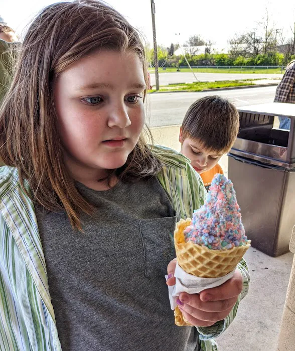 Lucy's Frozen Custard Picture 3