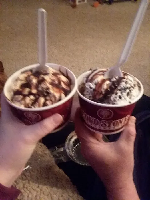 Cold Stone Creamery Picture 5