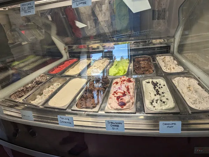 32 Below Neveria y Postres Picture 1