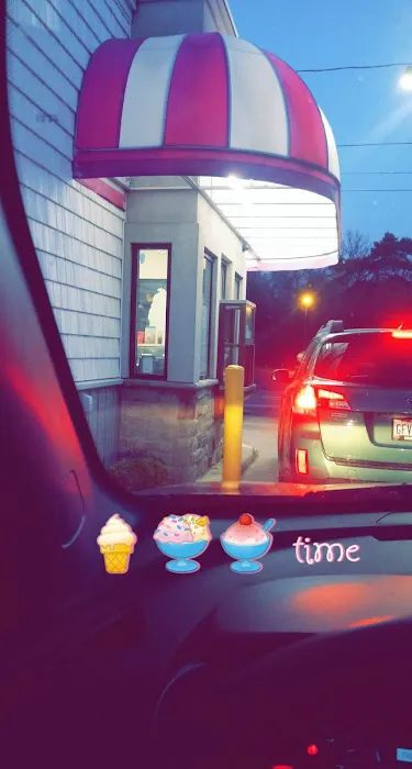 Tony's Cones & Coneys Picture 4