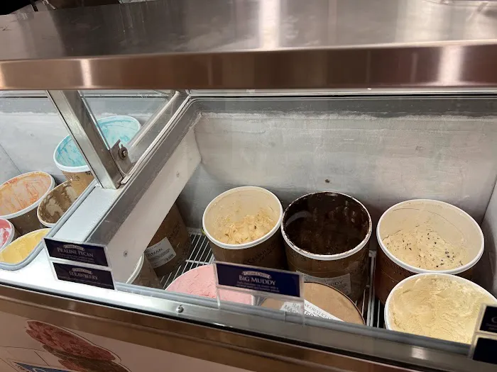 The Sweet Life Ice Cream Parlor Picture 9