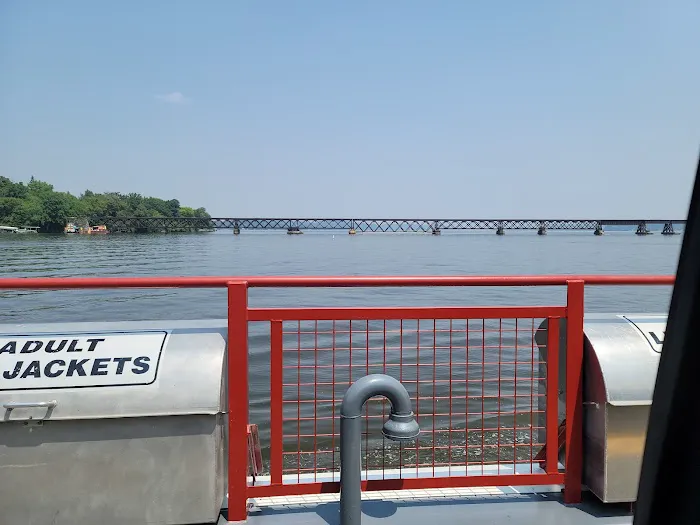 Merrimac Ferry Landing Concessions Picture 8
