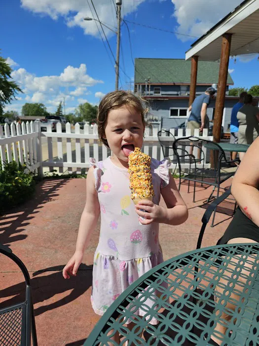 Frogg's Ice Cream Picture 4