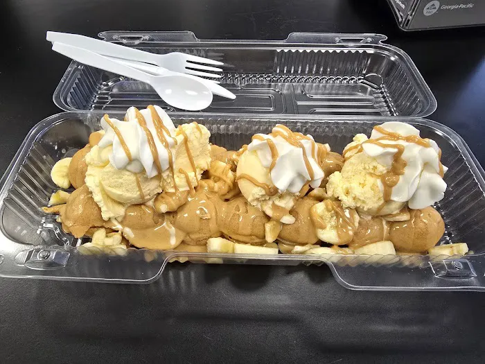 Scoop & Roll Ice Cream 