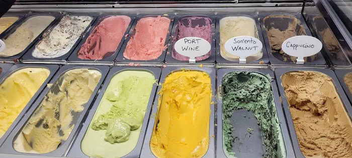 Sweet Bean Gelato & Intelligentsia Coffee Shop Picture 2