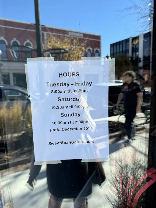 Sweet Bean Gelato & Intelligentsia Coffee Shop Picture 8
