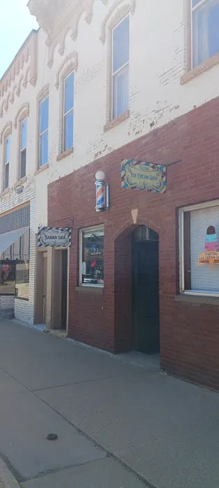 Fulton Ice Cream Shop Picture 1