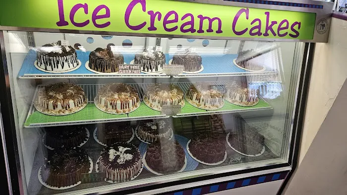 Great Lakes Ice Cream Co. Picture 7