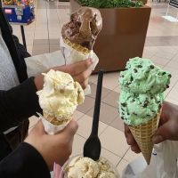 Sergeant Scoops and Baked Goods ico