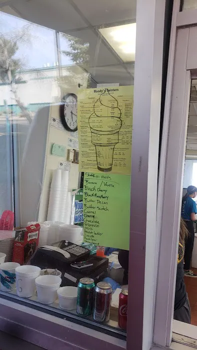 Woody's Twisters Picture 10