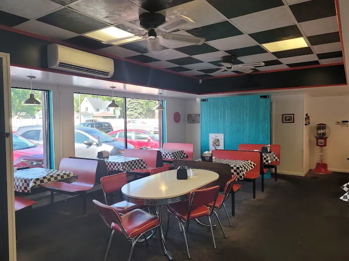 Malt Shop Picture 3