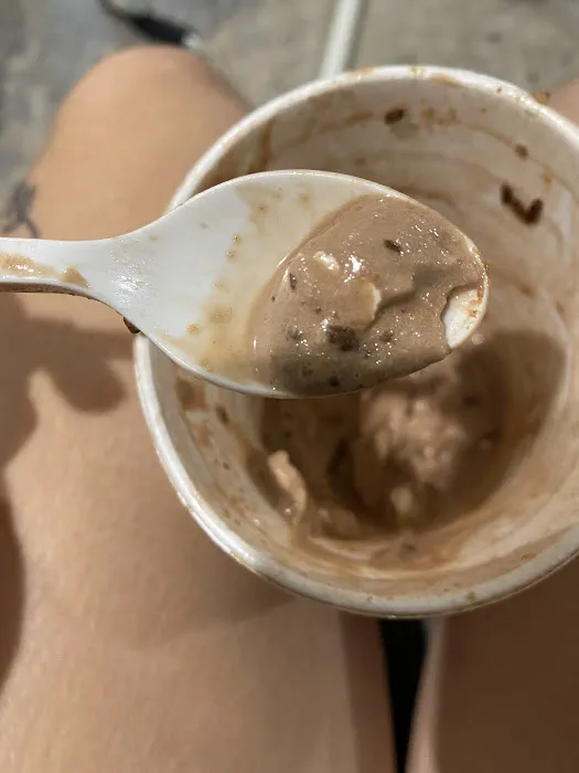 Edie's Ice Cream Picture 7