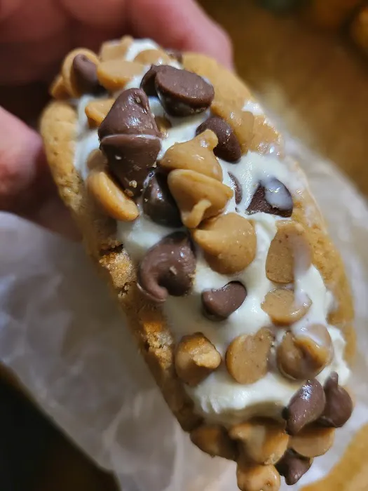 LS Treats and Eats Picture 1