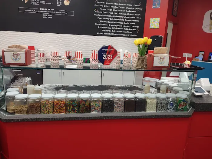 Super Scoops Ice Cream Picture 1
