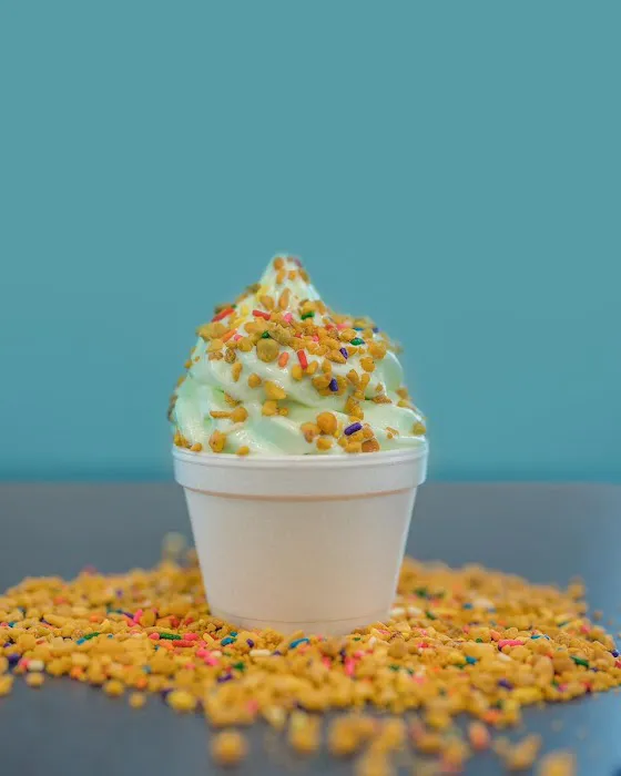 Goldies Flavored Soft Serve Picture 3
