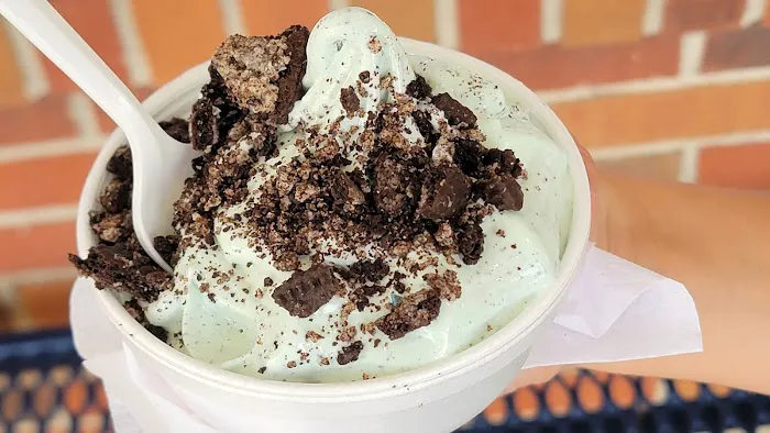 Goldies Flavored Soft Serve Picture 7