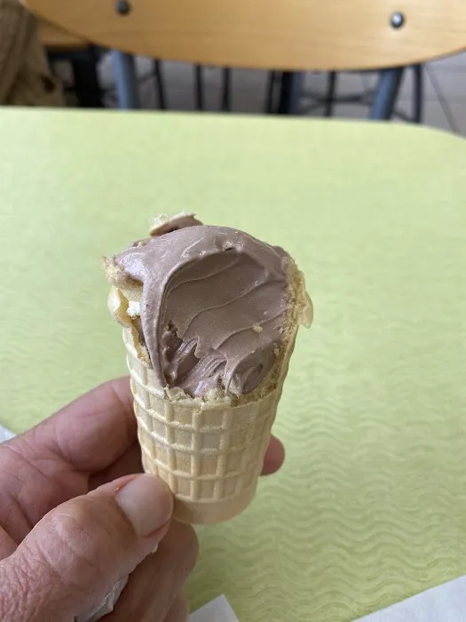 Dairy Queen (Treat) Picture 8