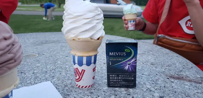 Twist Ice Cream Company Picture 8