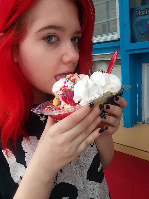 Dairy Queen Store Picture 5