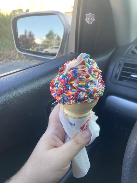 Dairy Queen (Treats and Cakes) Picture 9