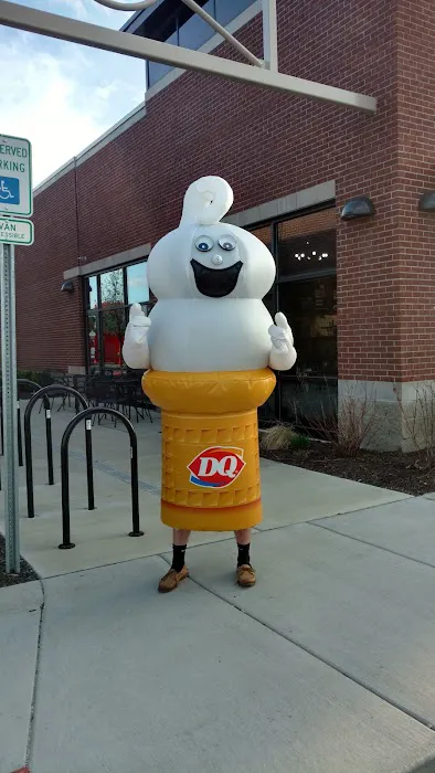 Dairy Queen West (Treat and Cakes) Picture 8