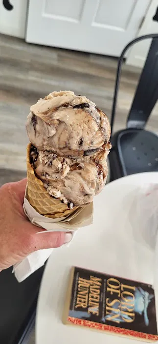 Grab A Cone Picture 4