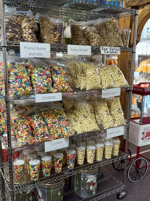 Scoopys Ice Cream And Candy Picture 2