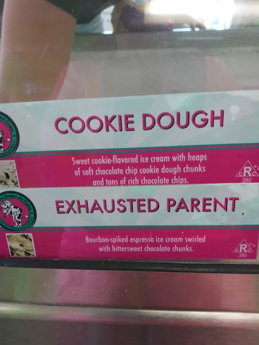 Scoopys Ice Cream And Candy Picture 9