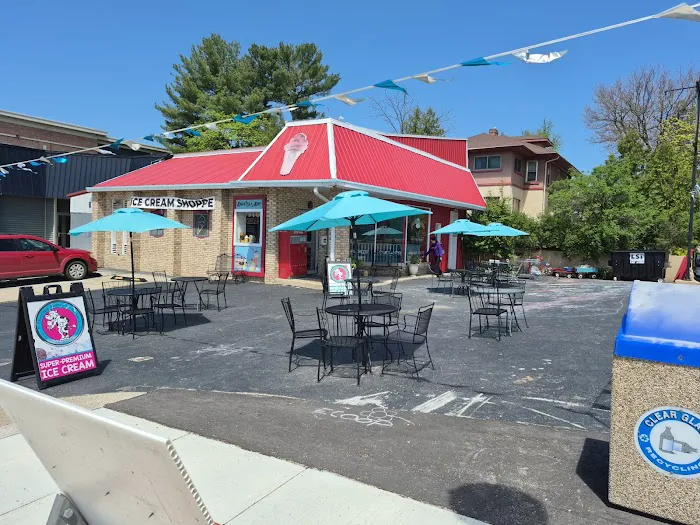 Double Dip Ice Cream Shoppe Picture 5