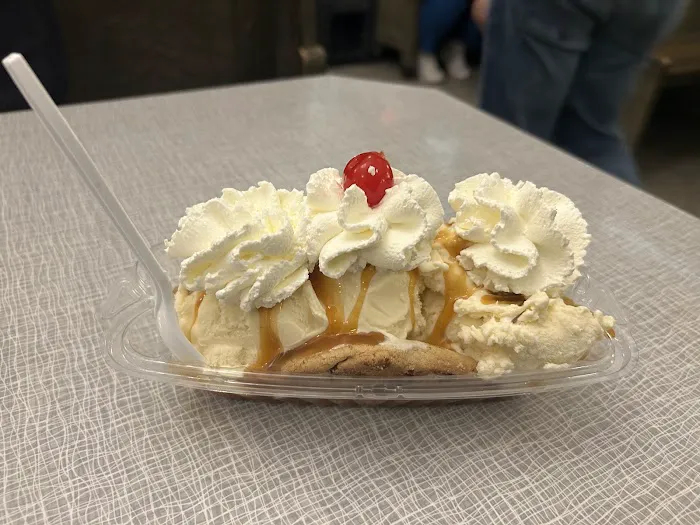 Gessert's Ice Cream and Confectionery Picture 6