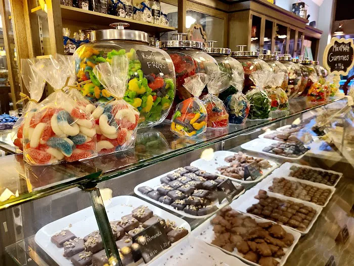 Gessert's Ice Cream and Confectionery Picture 10