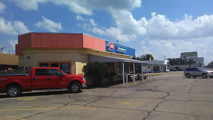 Dairy Queen (Treat) Picture 3