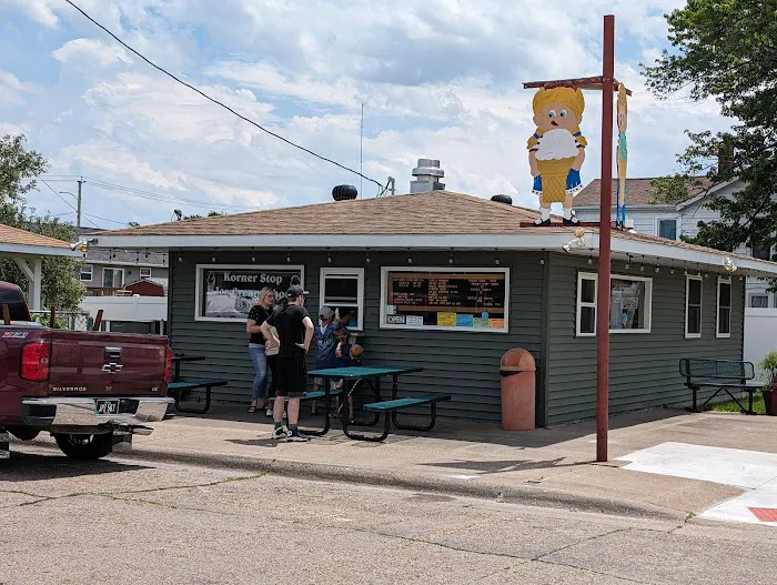 Korner Stop Ice Cream Shop Picture 2