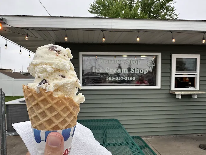 Korner Stop Ice Cream Shop Picture 1