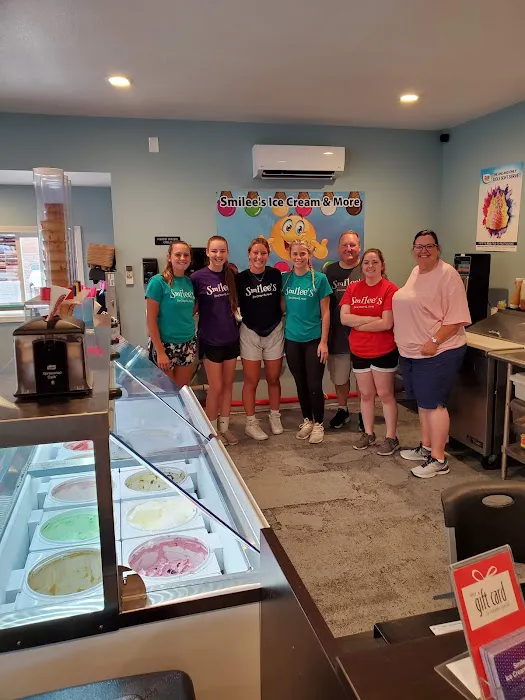 Smilee's Ice Cream & More Picture 8