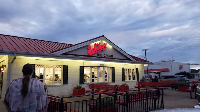 Whitey's Ice Cream Picture 1