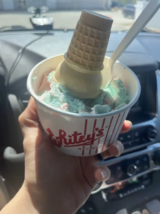Whitey's Ice Cream Picture 6