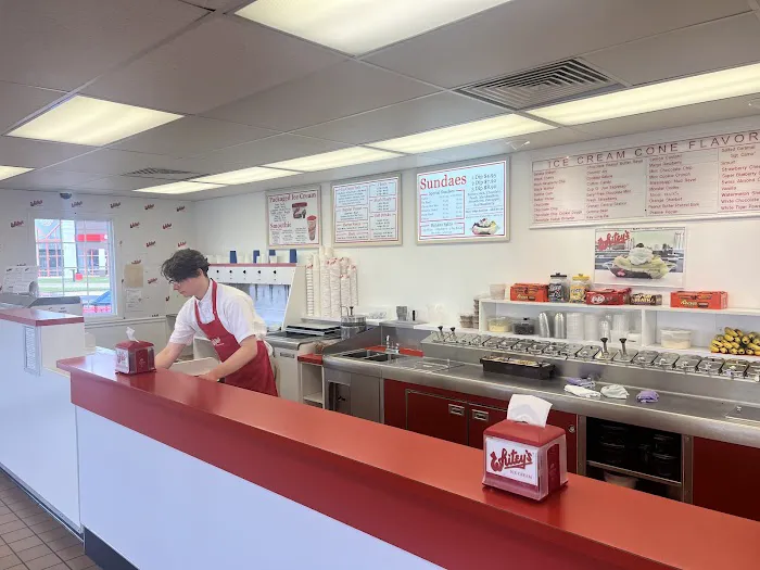 Whitey's Ice Cream Picture 4