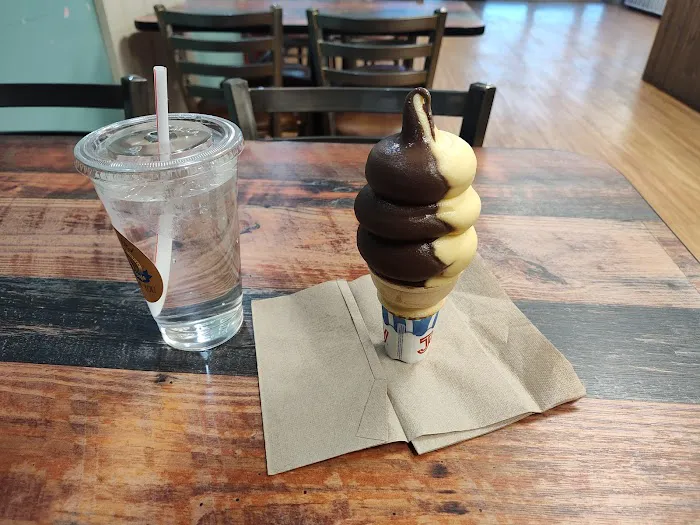 Country Style Ice Cream and Coffee Picture 9