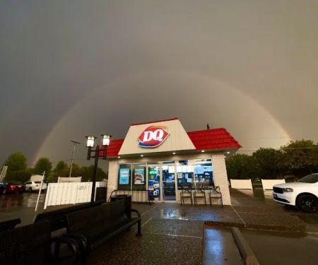 Dairy Queen (Treat) 2535 18th St Bettendorf