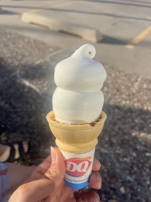 Dairy Queen (Treat) 2535 18th St Bettendorf Picture 2