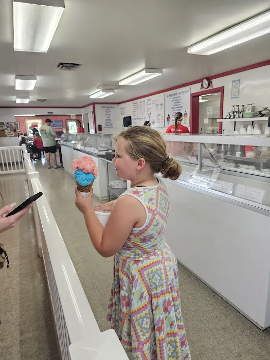 Corner House Ice Cream Parlor Picture 2