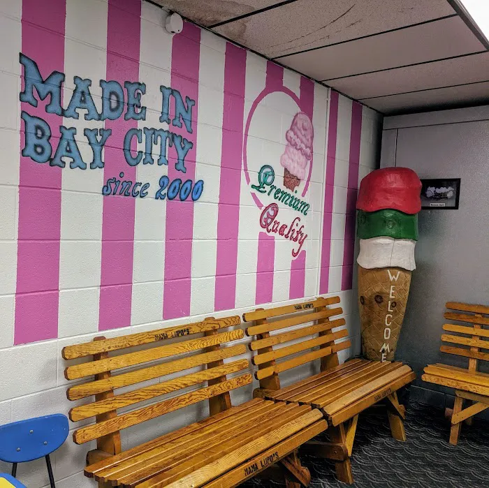 Mama Lupo's Homemade Ice Cream Picture 6