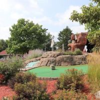 Buoy 18 Ice Cream, Miniature Golf, Bubble tea, Arcade ico
