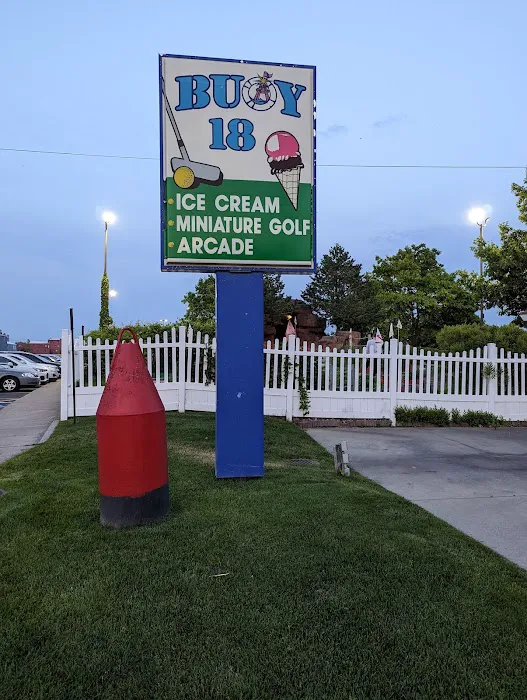 Buoy 18 Ice Cream, Miniature Golf, Bubble tea, Arcade Picture 9